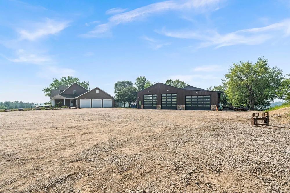 8785 E 275th Street Elko New Market, MN 55020