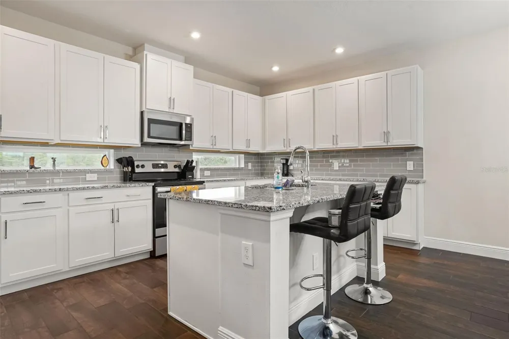 14229 KELLOGG AVENUE Orlando, FL 32827