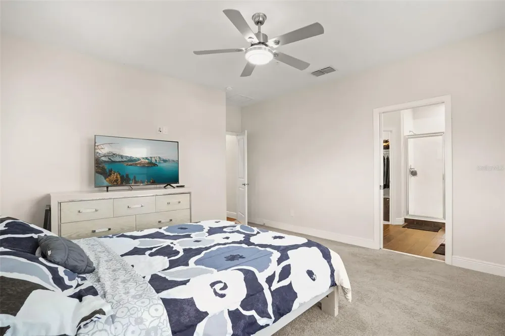 14229 KELLOGG AVENUE Orlando, FL 32827