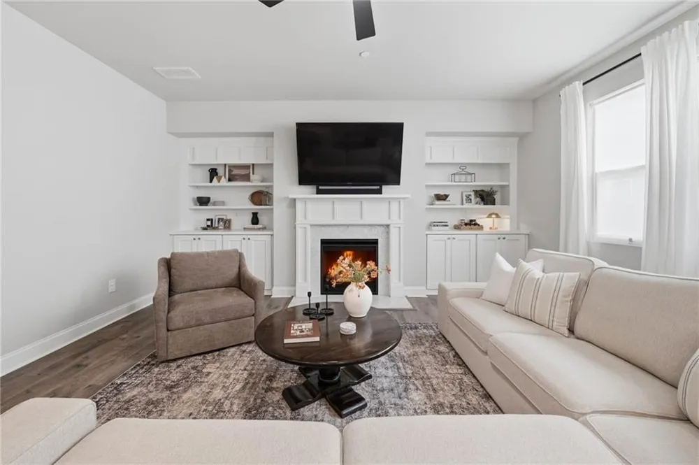 354 Hayden Circle Woodstock, GA 30189