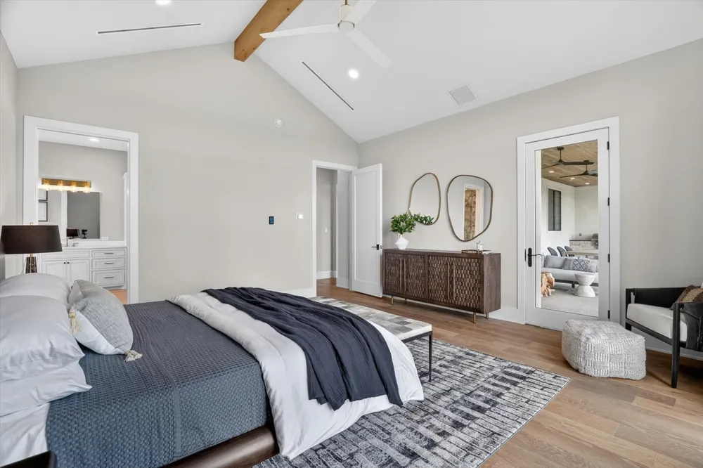 220 Cavalier Court Strawn, TX 76475