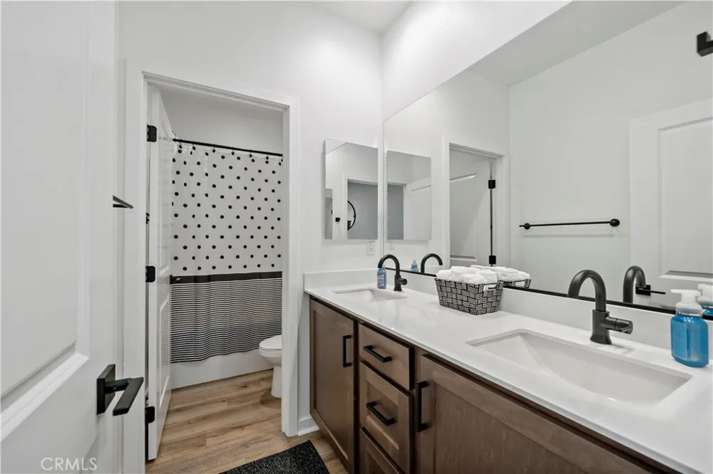 32230 Penstemon Way Temecula, CA 92591