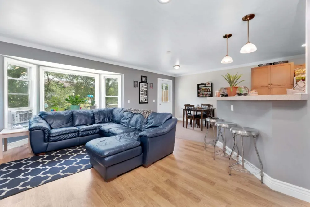 879 Flat River Court SE Lowell, MI 49331