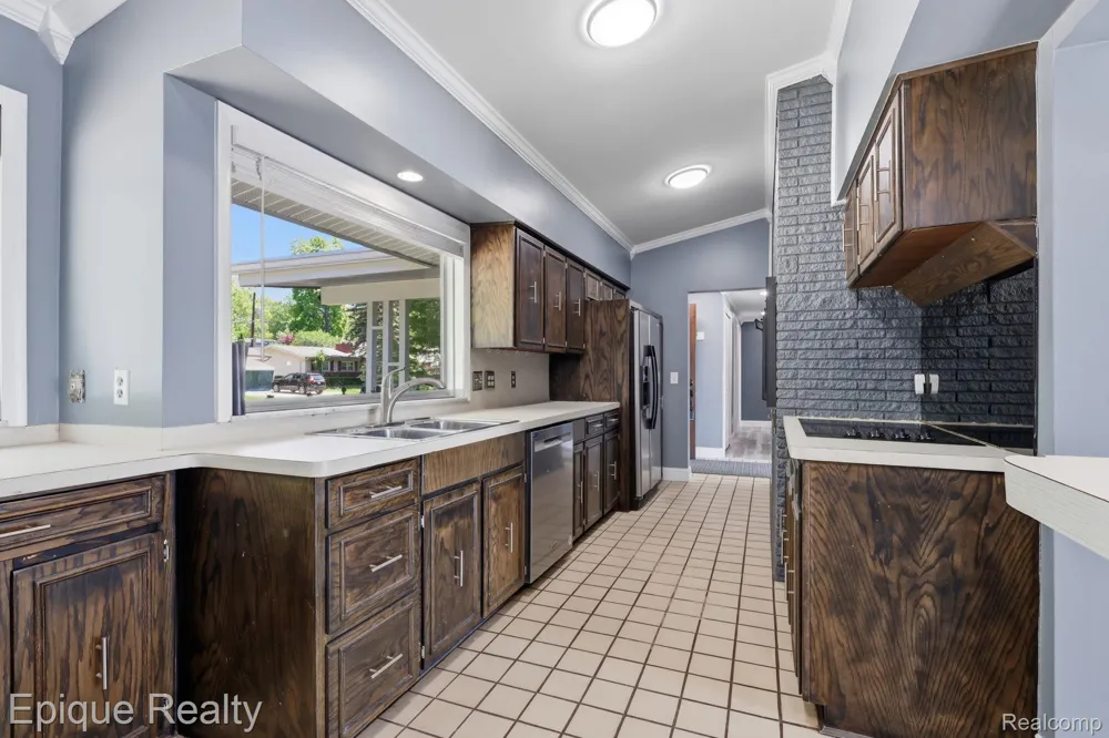 2549 Riverwood Drive Port Huron City, MI 48060