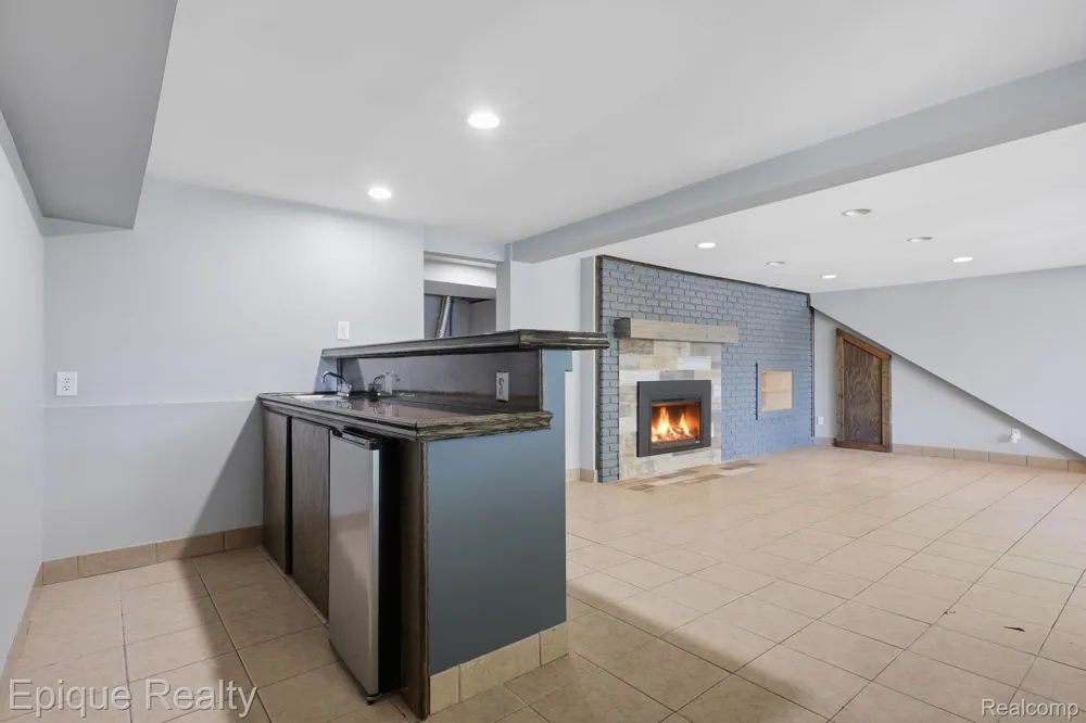 2549 Riverwood Drive Port Huron City, MI 48060