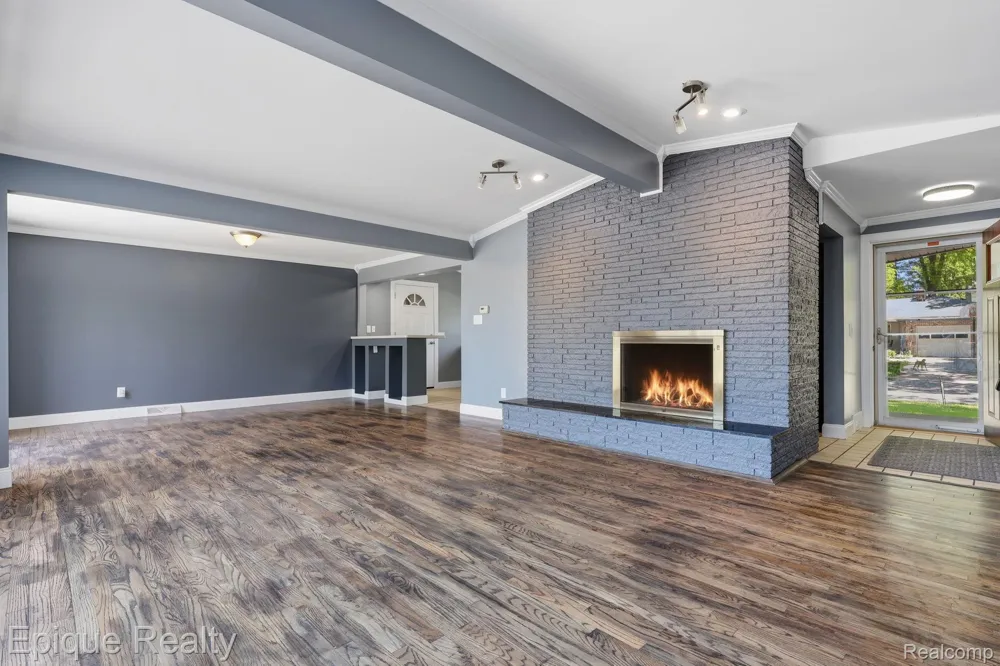 2549 Riverwood Drive Port Huron City, MI 48060