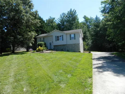 5320 Eider Lane