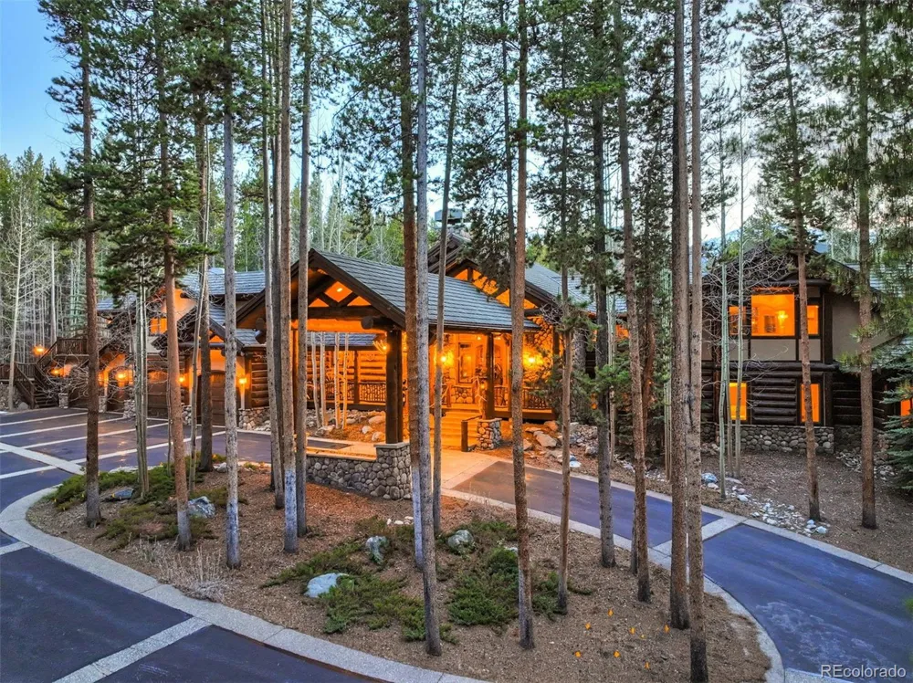 263 Tarnwood Drive