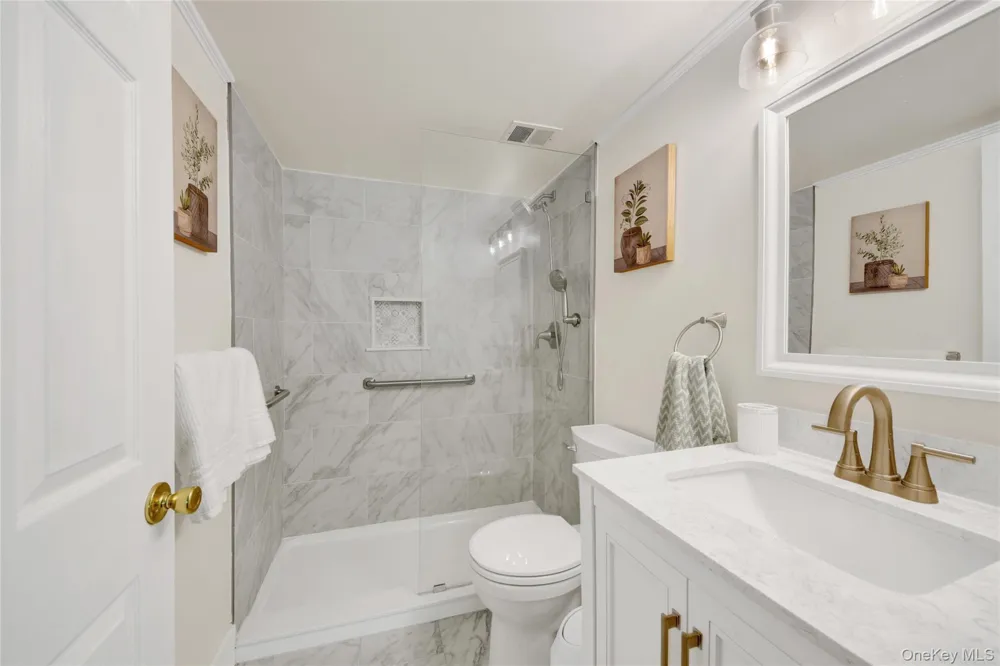 51 Jefferson Oval #E Yorktown Heights, NY 10598