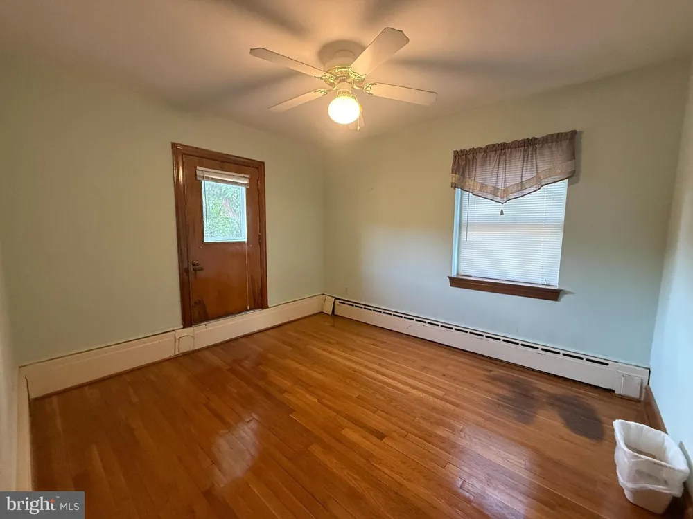320 ROYAL AVENUE #2 Front Royal, VA 22630