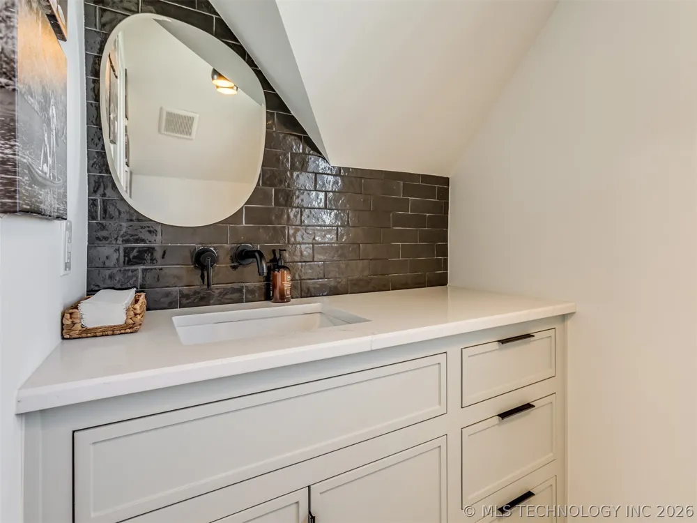 107 Lower Green Way Carlton Landing, OK 74432