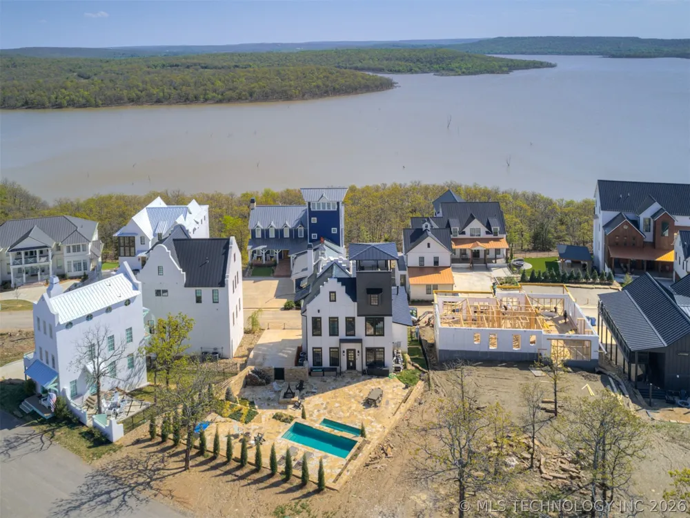 107 Lower Green Way Carlton Landing, OK 74432