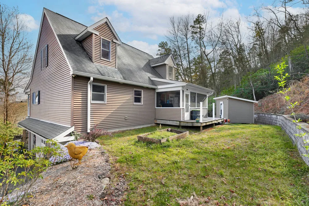 410 Forest Lake Road Brevard, NC 28712