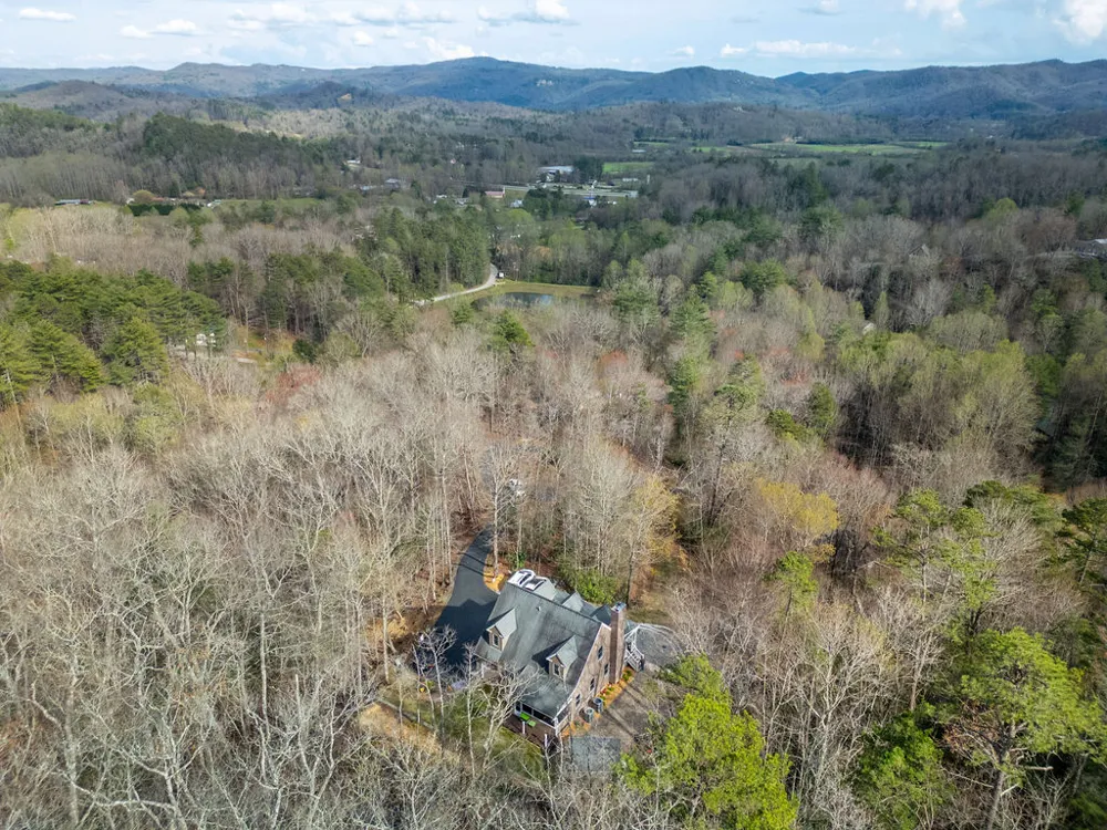 410 Forest Lake Road Brevard, NC 28712