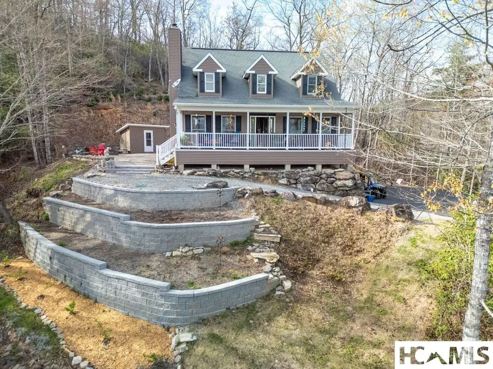 410 Forest Lake Road Brevard, NC 28712