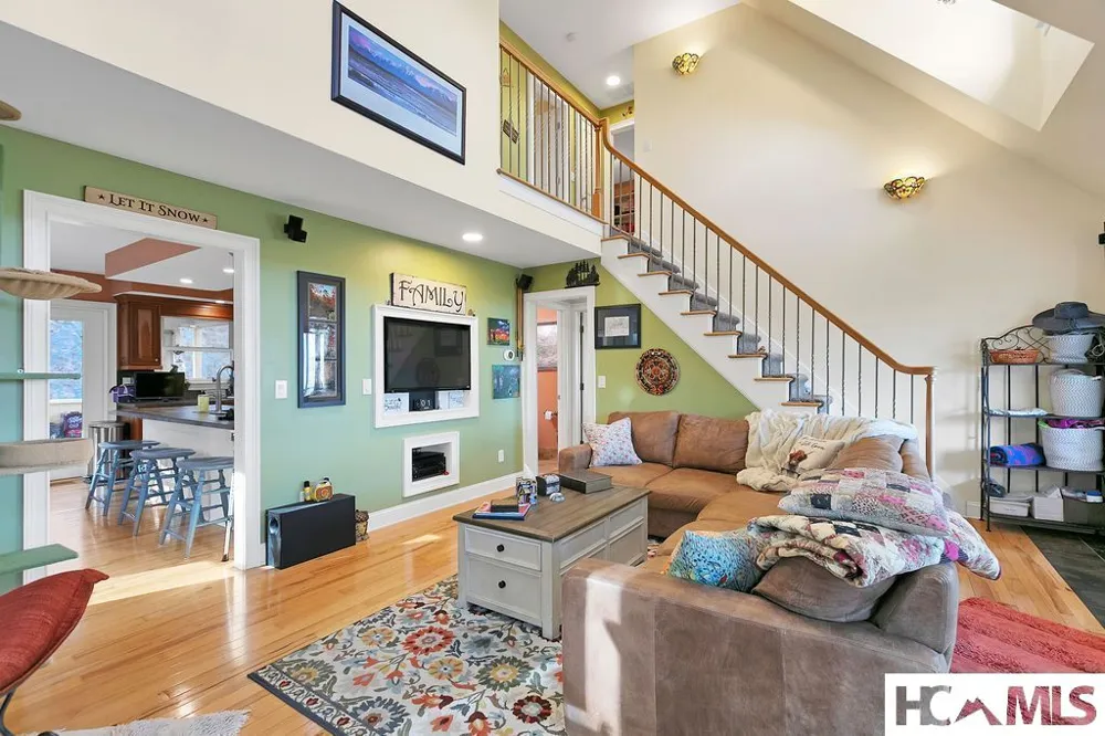 410 Forest Lake Road Brevard, NC 28712