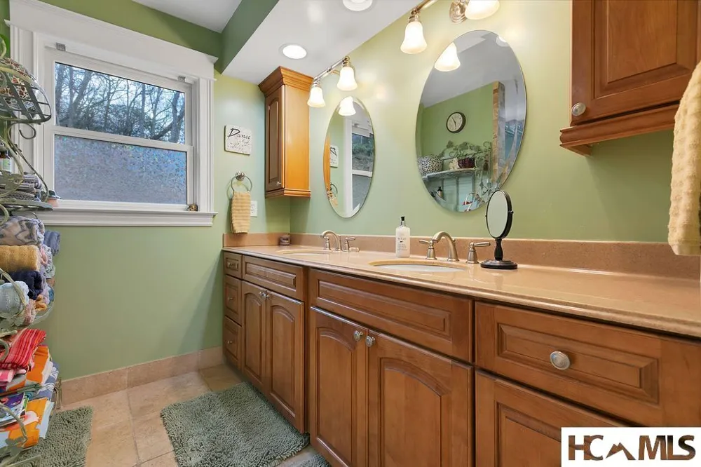 410 Forest Lake Road Brevard, NC 28712