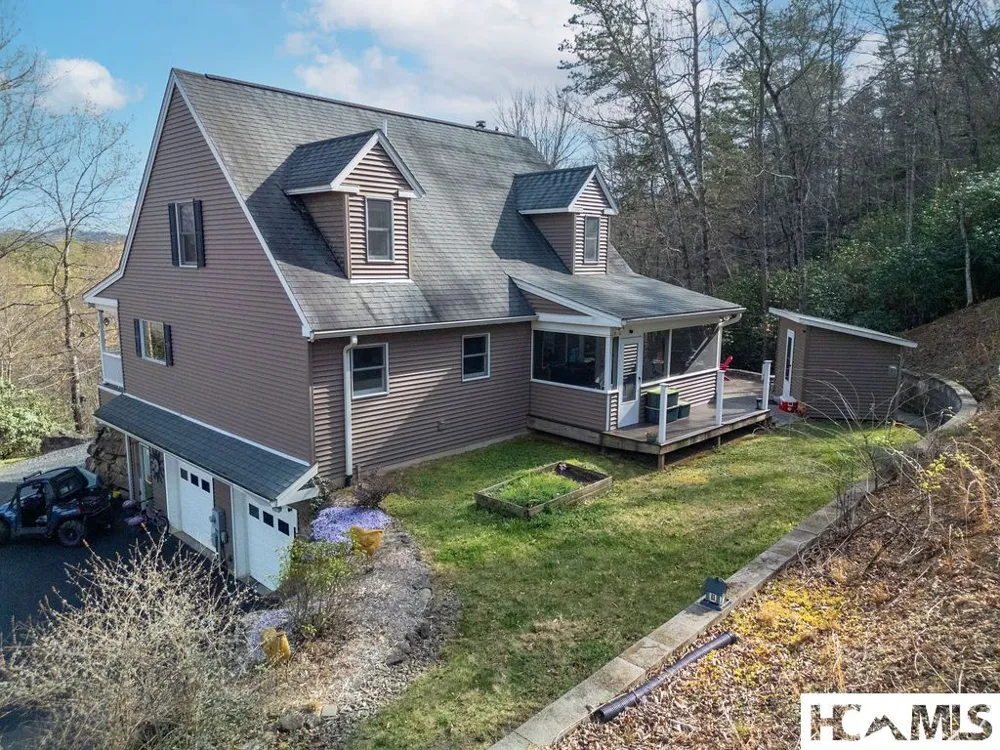 410 Forest Lake Road Brevard, NC 28712