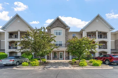 15631 Linnet Street NW #3-202