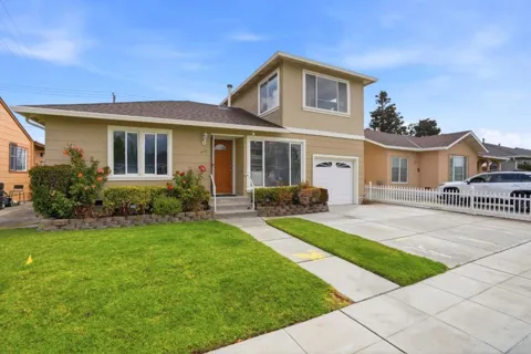 430 Cavanaugh Street