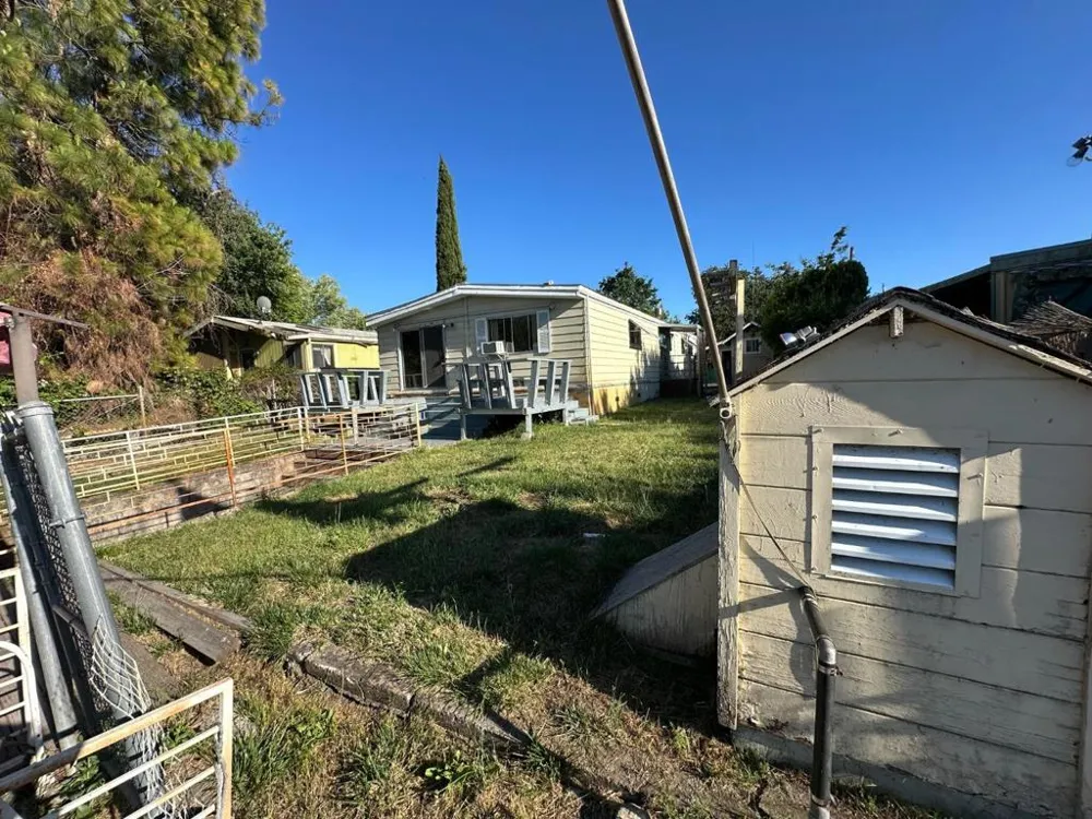 55 Lafferty Road Lakeport, CA 95453