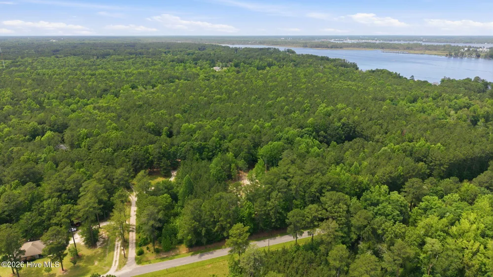 9 Ags Avenue Chocowinity, NC 27817