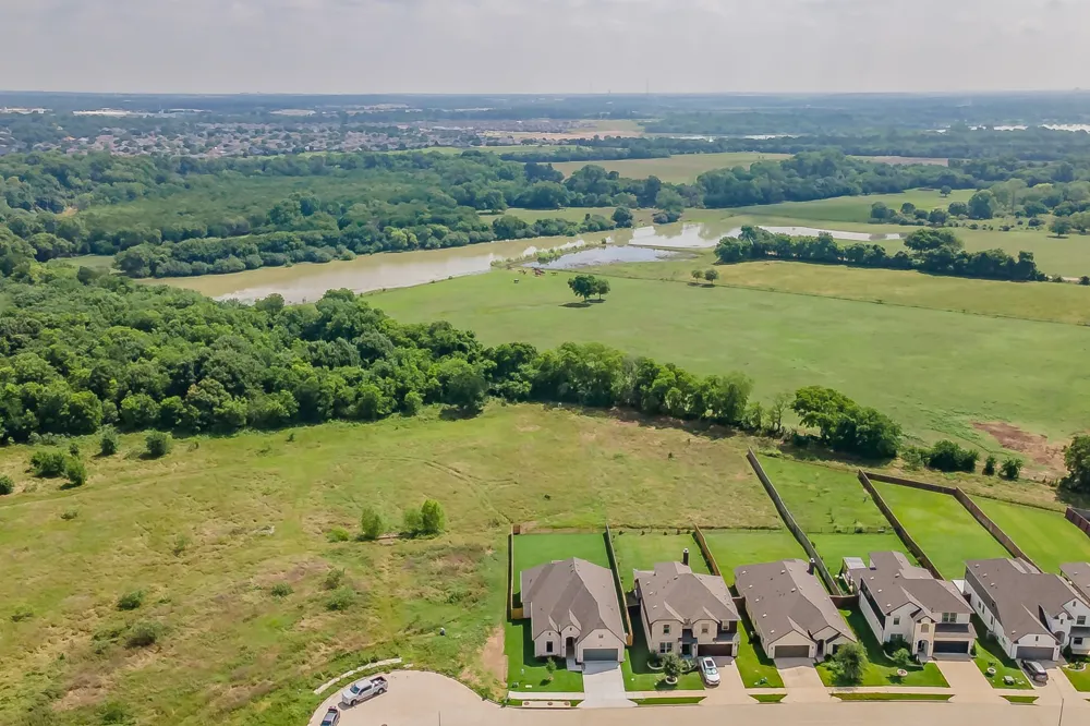 160 Rockin River Drive Fort Worth, TX 76120