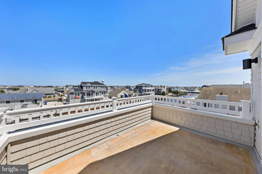 101 CLYDE LANE Manahawkin, NJ 08050