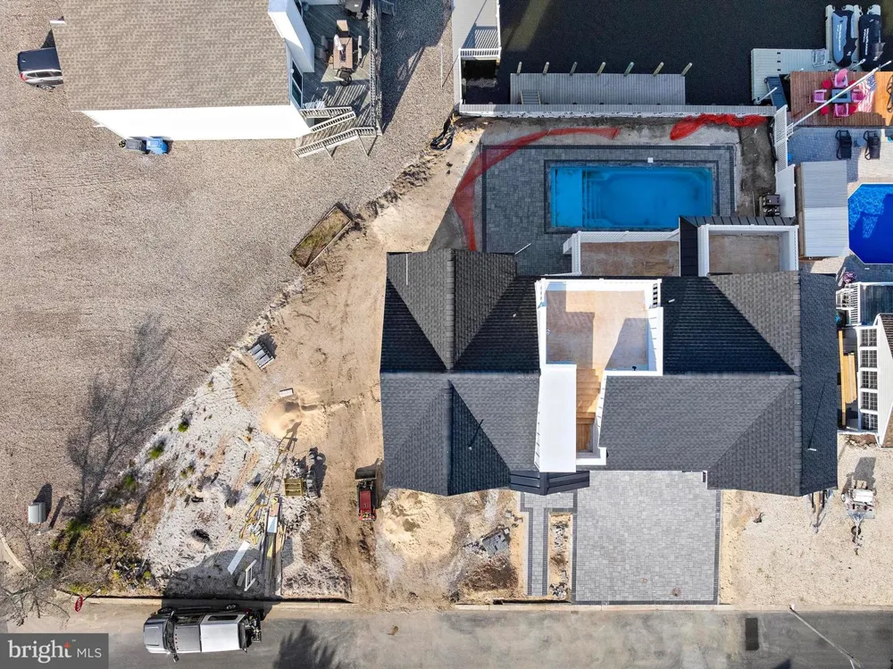 101 CLYDE LANE Manahawkin, NJ 08050