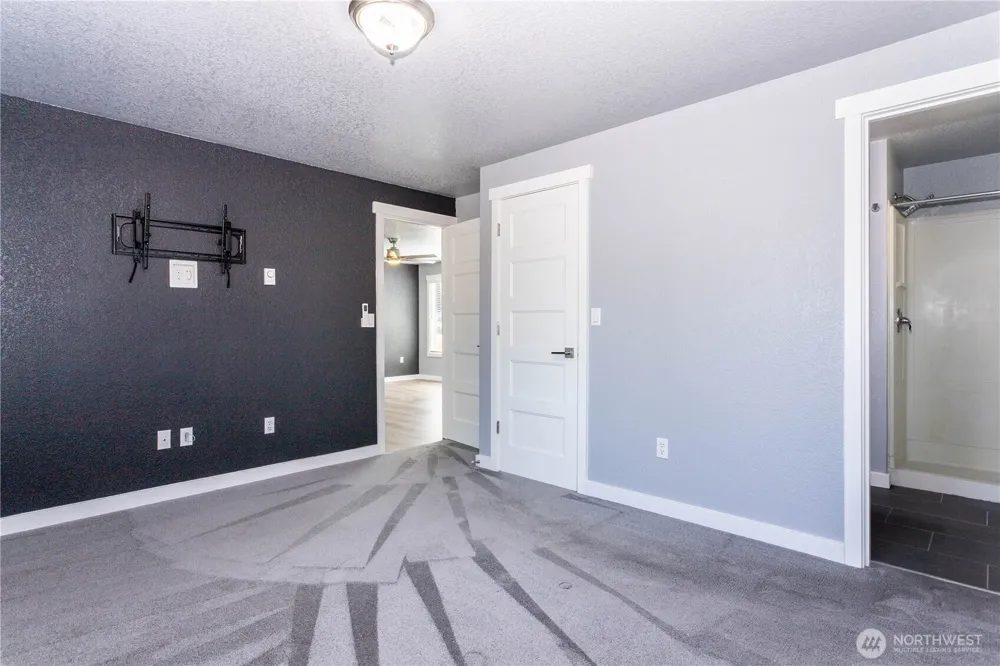 26343 191st Place SE Covington, WA 98042