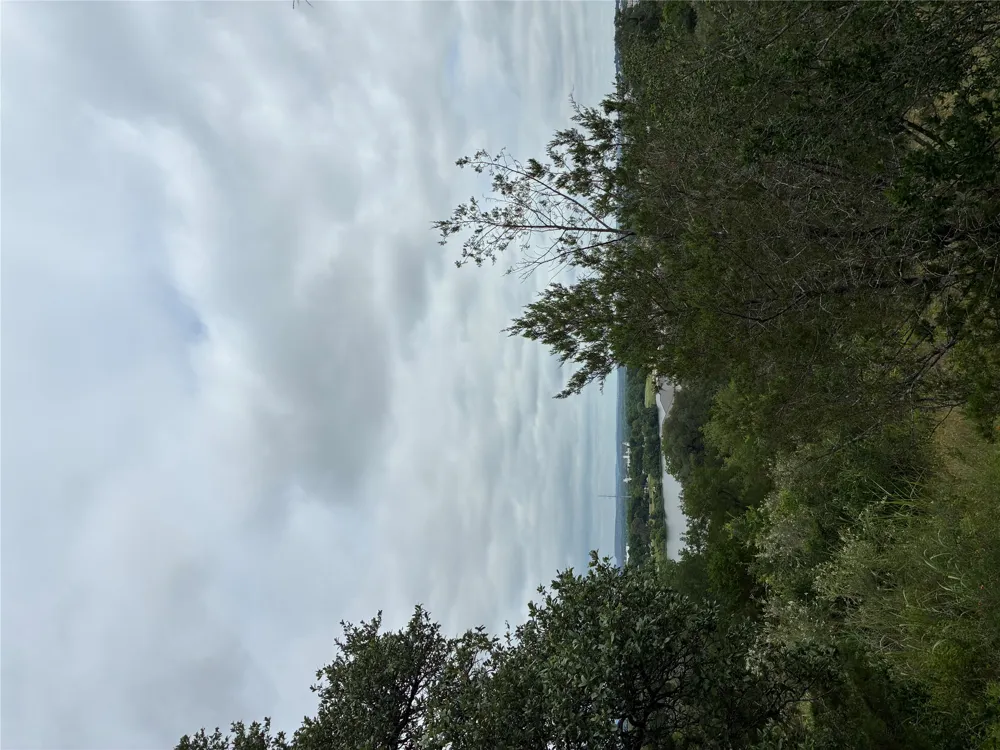 9 Bendito Way Marble Falls, TX 78654