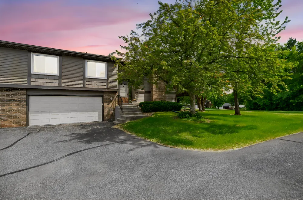 2890 Castleford Court
