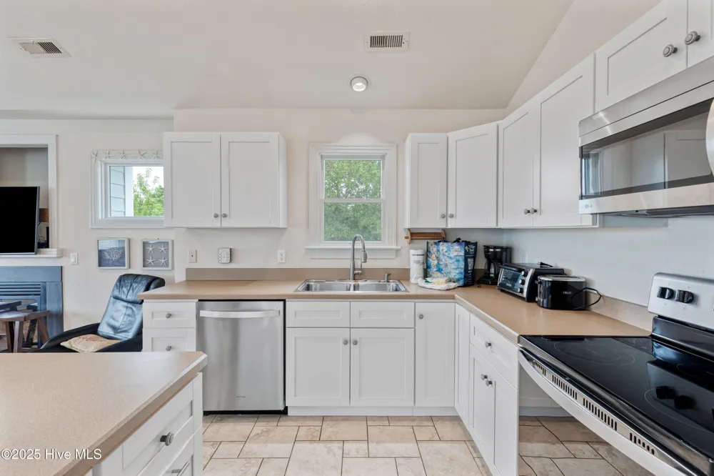 759 Ridge Point Drive Corolla, NC 27927