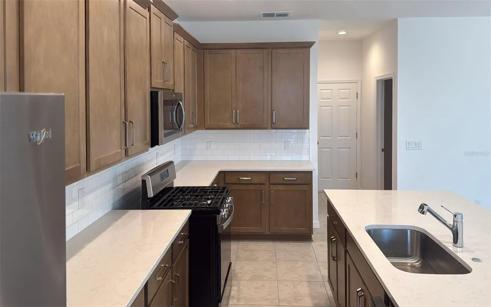 6863 SPANISH IMPERIAL STREET Howey In The Hills, FL 34737