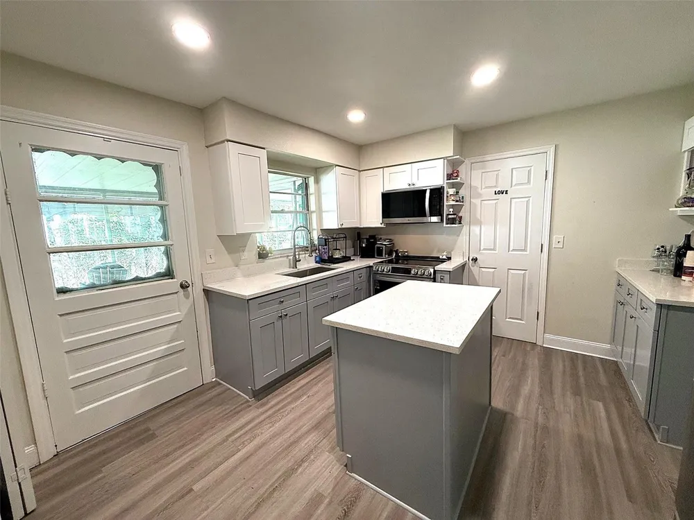 39246 LIZABETH CIRCLE Zephyrhills, FL 33542