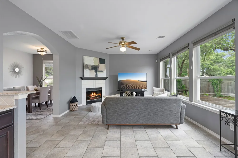 1602 Iris Lane Cedar Park, TX 78613