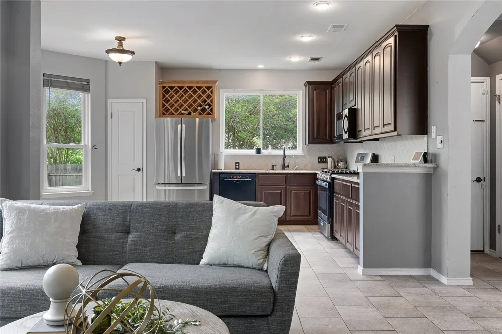 1602 Iris Lane Cedar Park, TX 78613