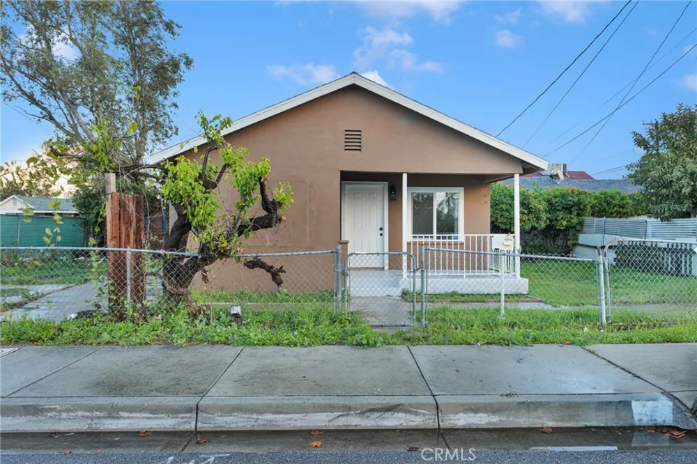 659 S 7th Street Colton, CA 92324