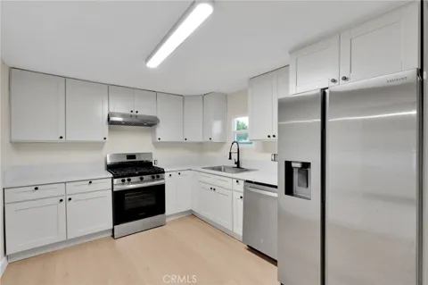 659 S 7th Street