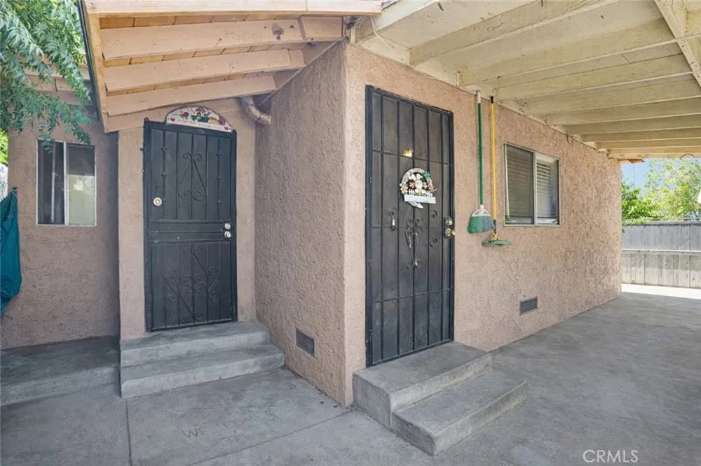 659 S 7th Street Colton, CA 92324