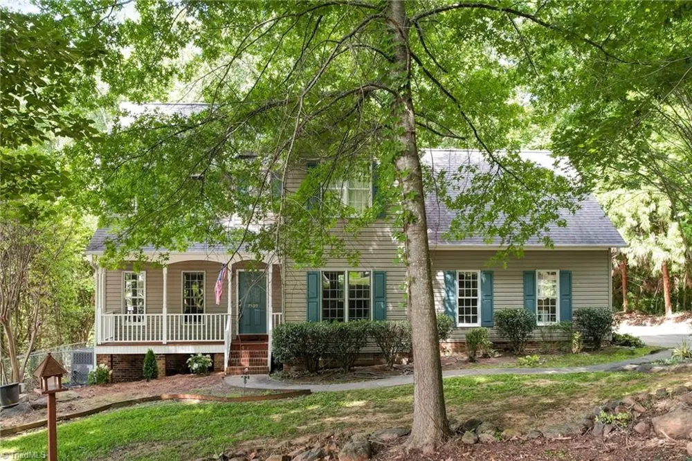 7509 Keating Drive Oak Ridge, NC 27310