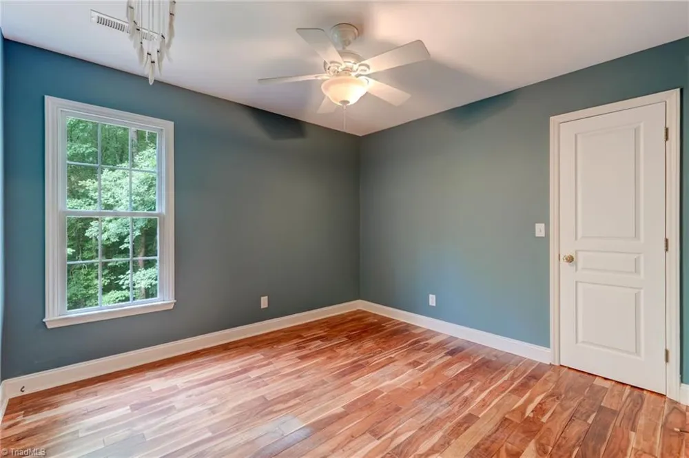 7509 Keating Drive Oak Ridge, NC 27310