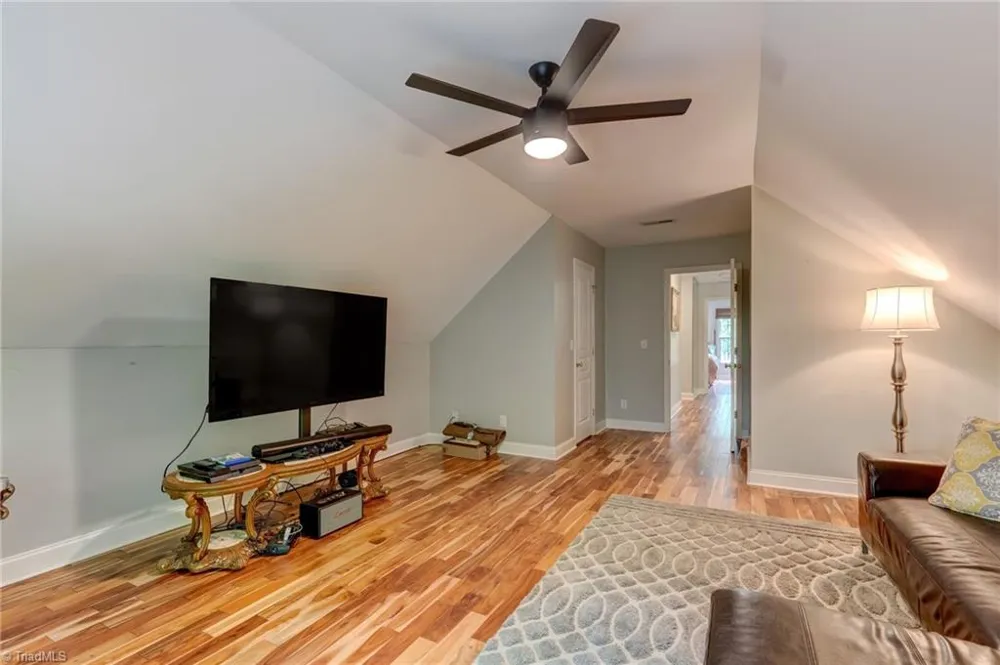 7509 Keating Drive Oak Ridge, NC 27310