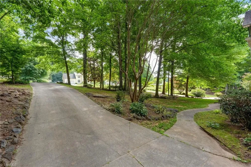 7509 Keating Drive Oak Ridge, NC 27310