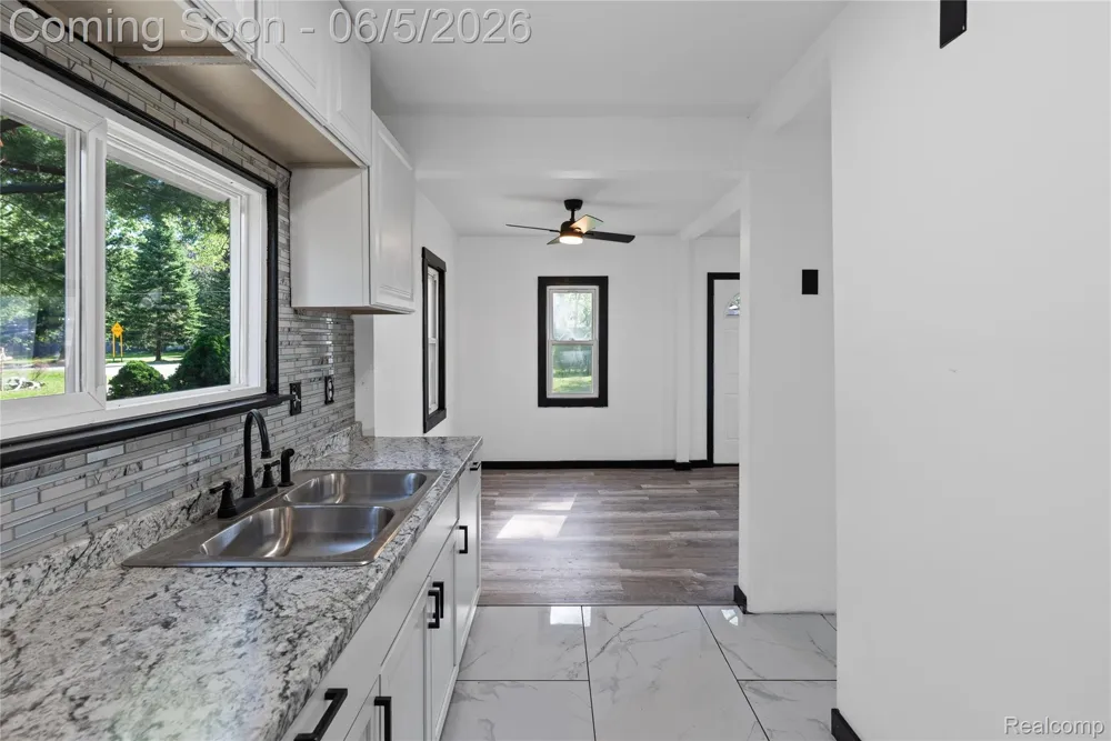 8053 Leadley Avenue Genesee Charter Township, MI 48458