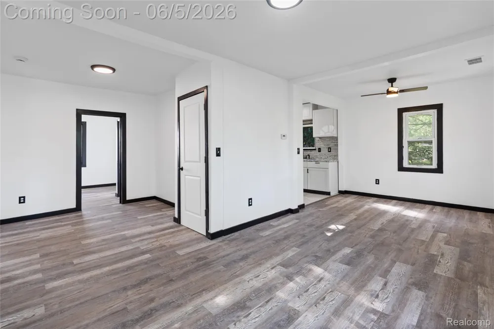 8053 Leadley Avenue Genesee Charter Township, MI 48458