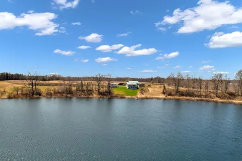4374 E County Line Road