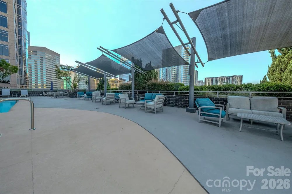 333 W Trade Street #1602 Charlotte, NC 28202