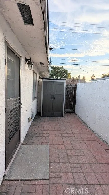209 Florence Street Burbank, CA 91505