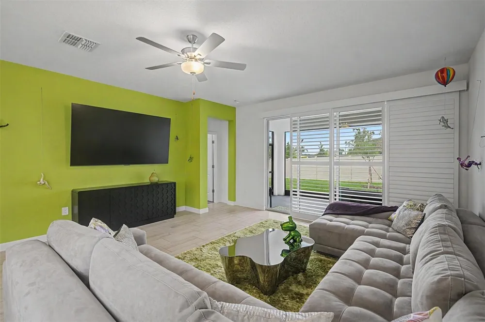 10733 TUPPER CAY DRIVE San Antonio, FL 33576